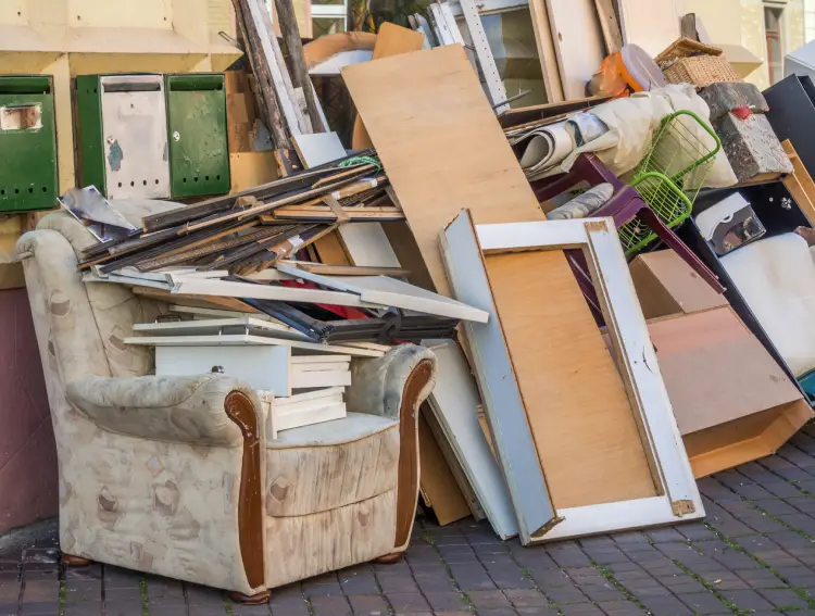 How To Prepare Your Home For Old Furniture Removal Services Indianapolis, IN How To Prepare Your Home For Old Furniture Removal Services Indianapolis, IN